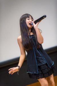 Yune Sakurai singing a Namie Amuro song